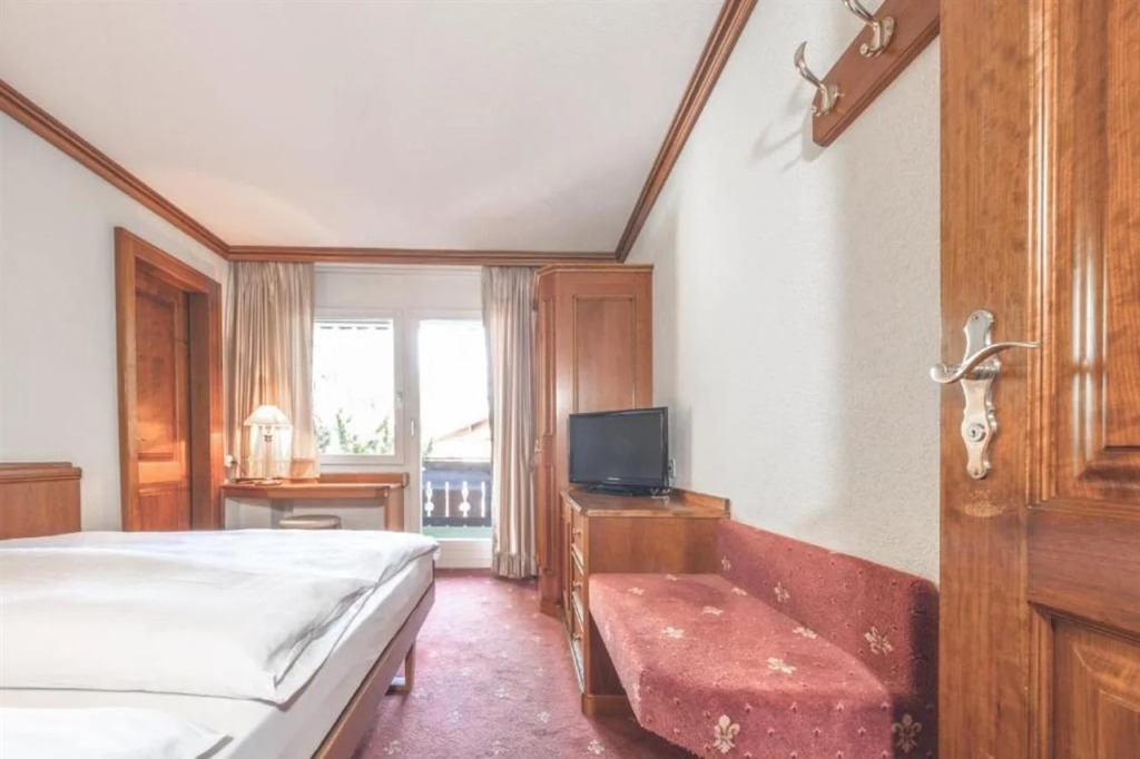 Antares Hotel