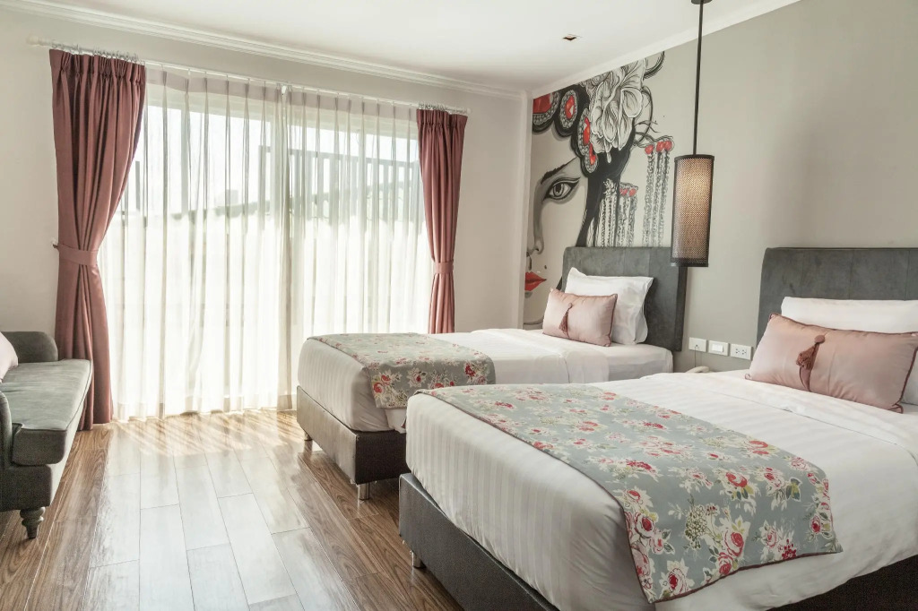 Ang Mor Lao Hotel