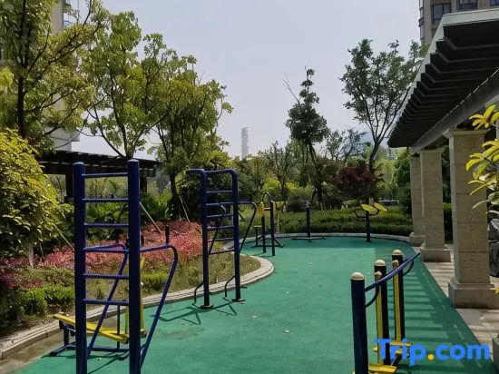 Huzhou Liuqin Apartment (Taihu Resort)