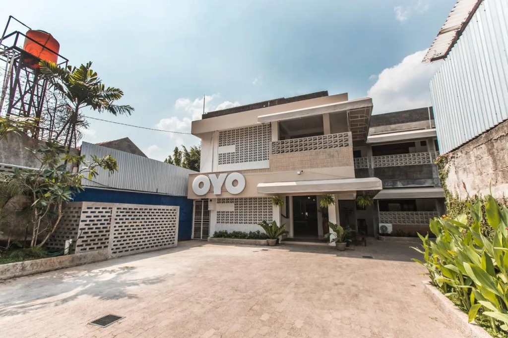 OYO 1001 Pulo Art Space Near Ciranjang ENT Hospital