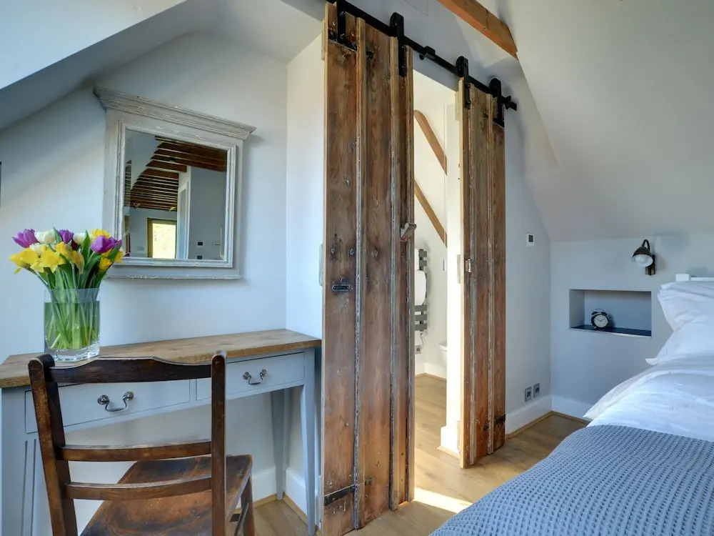 With Wonderful Views, This Could be the Most Romantic Hideaway Ever