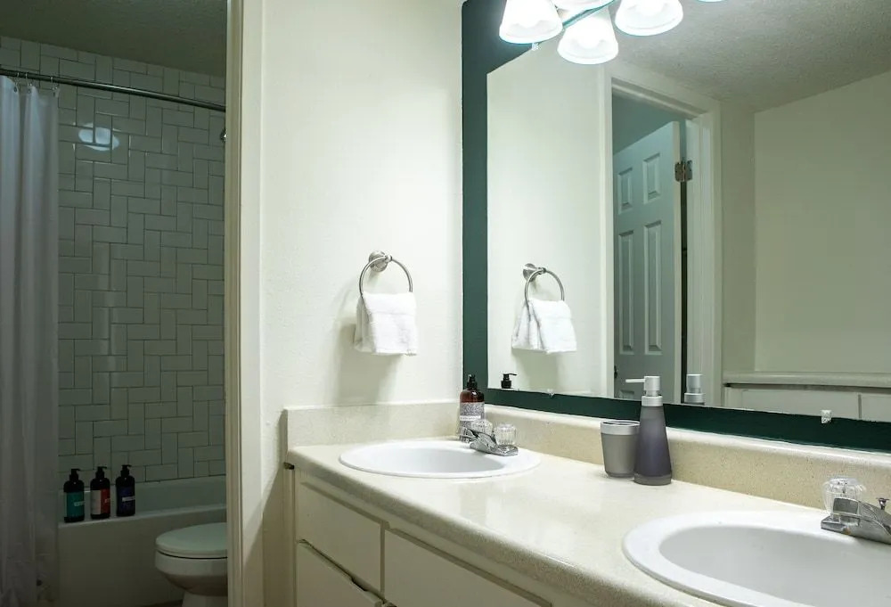 Stylish North Austin Apartments by WanderJaunt