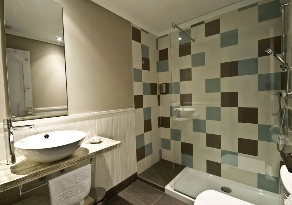 Hotel Salbatoreh