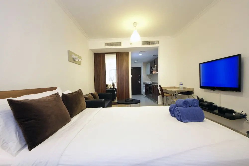 New Arabian Holiday Homes - Goldcrest