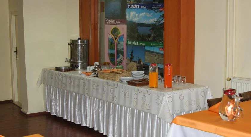 Kasmir Hotel