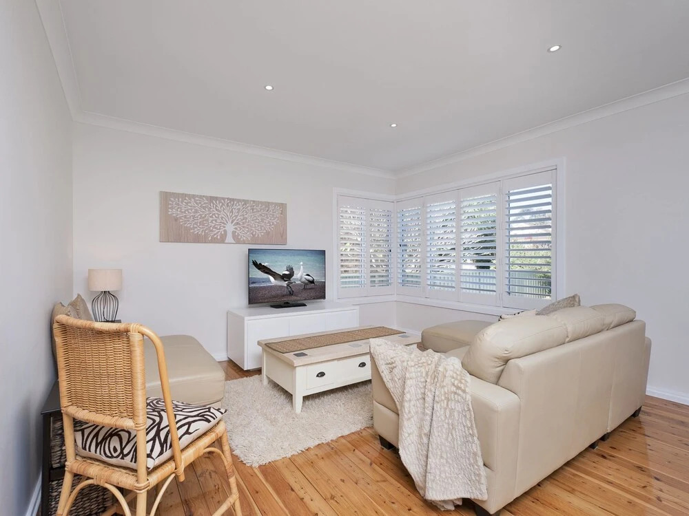 Rubys Retreat, 44 Achilles Street - pet friendly, aircon, wifi & boat parking