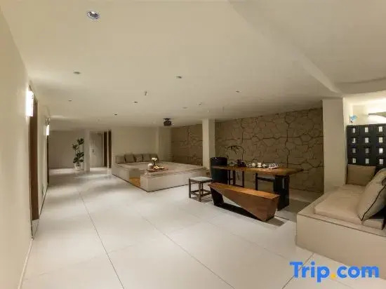 Worry-free-He Shan Ji Carefree Holiday Homestay