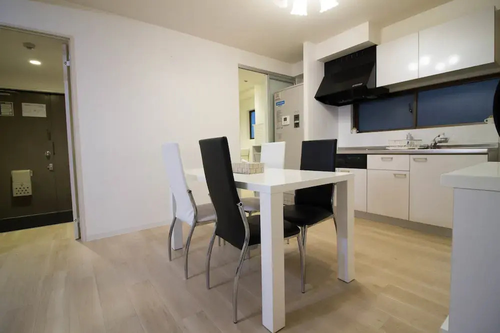 Intercity Osaka Service Apartment