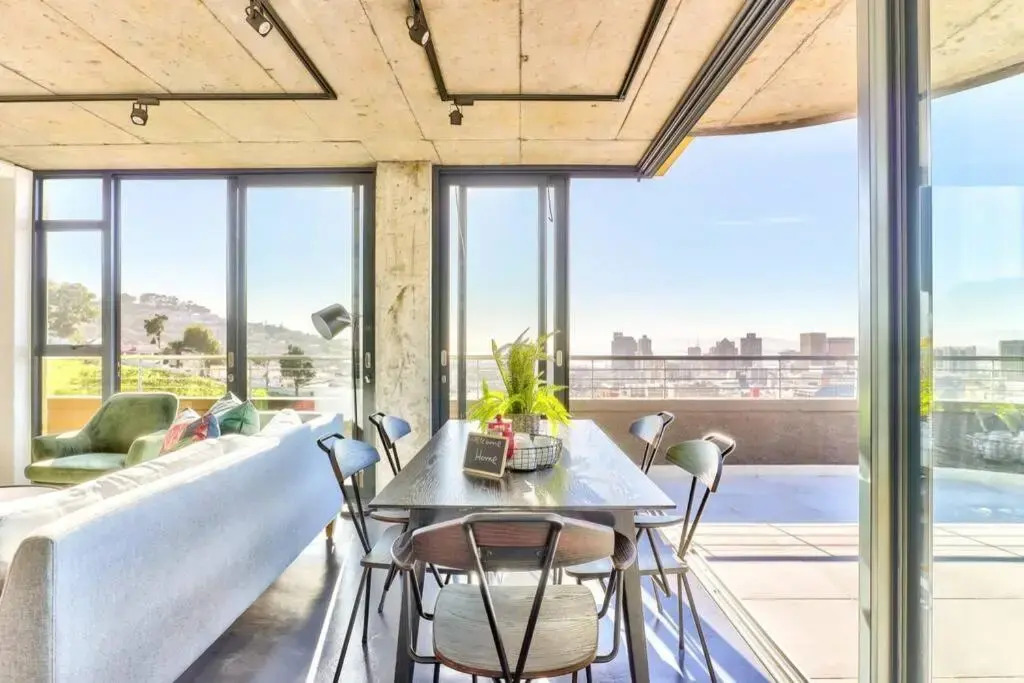 Natural light, Penthouse luxury, 24hr Security