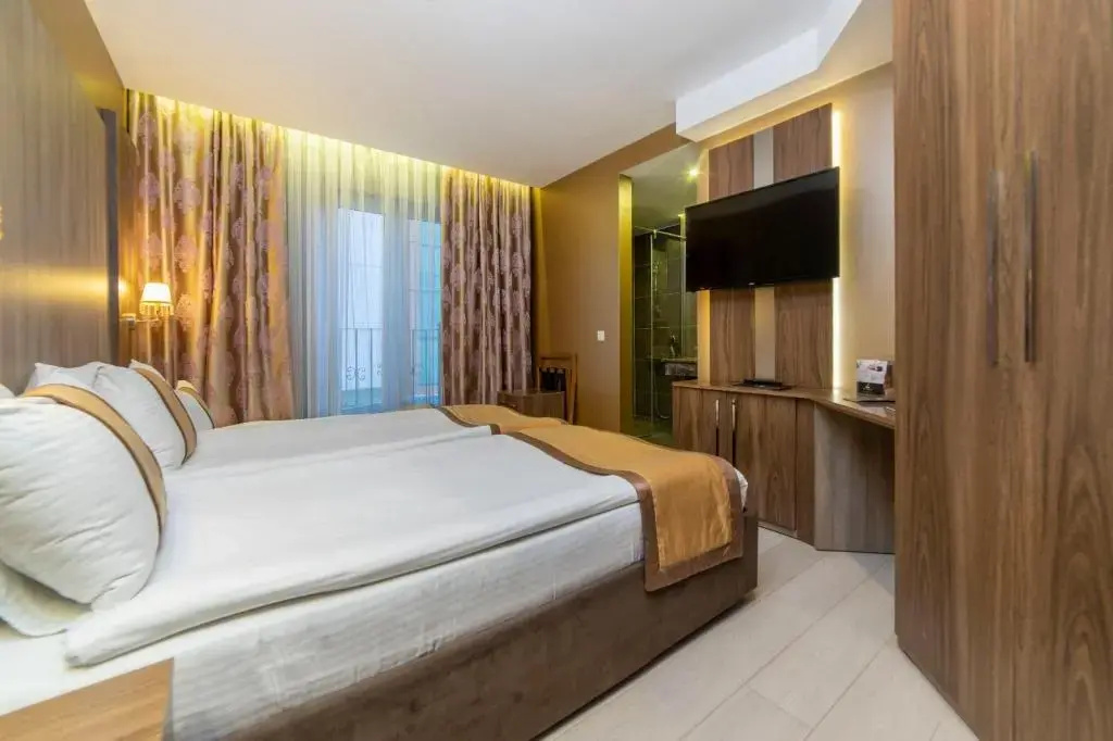 Royal Capital Thermal & Spa Hotel