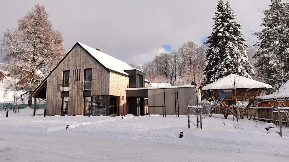 Villa in Cerny Dul With Pool & Sauna
