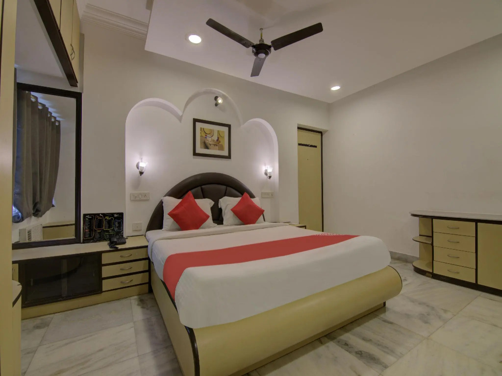 OYO Flagship 488 Nungambakkam