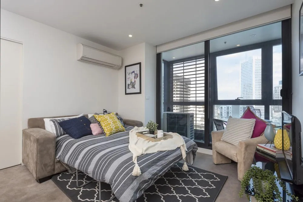 Modern 3 Bdr Apt Sutherland St