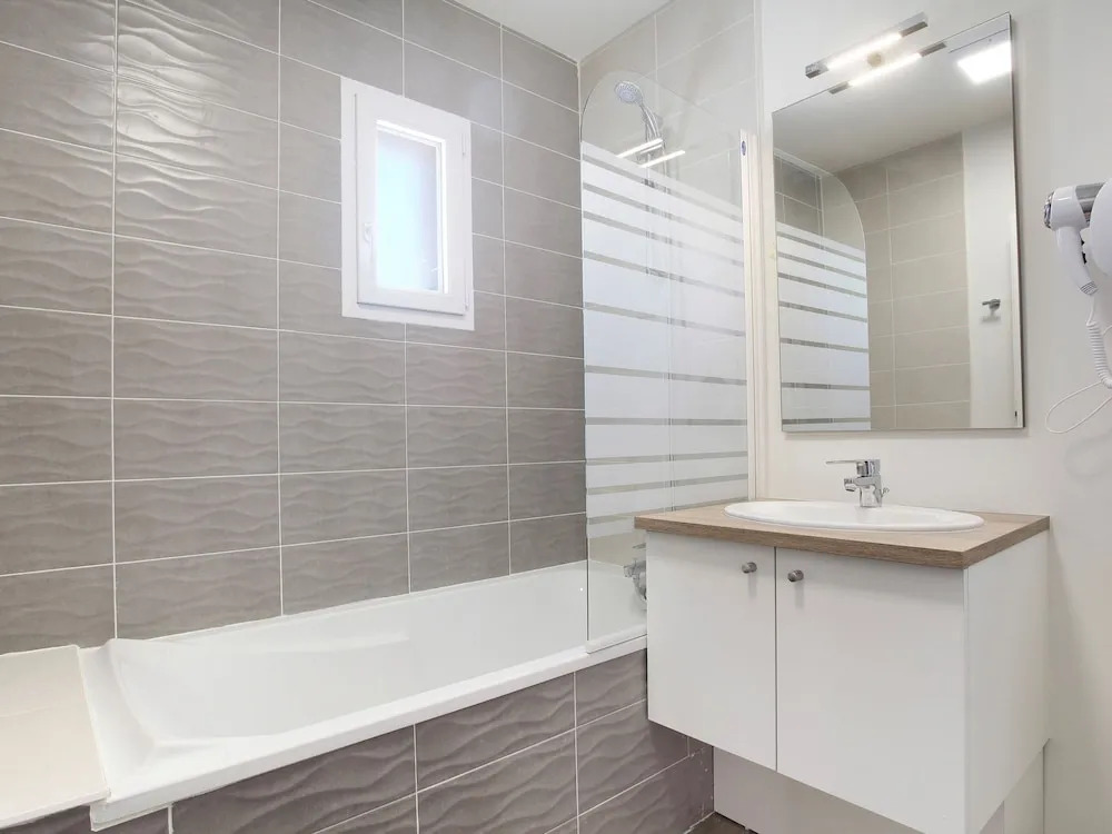 Nice Apartment Near Aigues-mortes