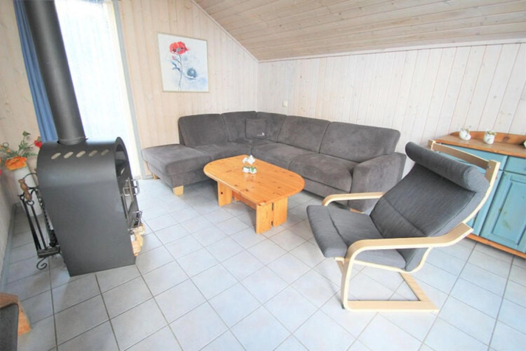 Cottage in Granzow at 500 m From the Lake