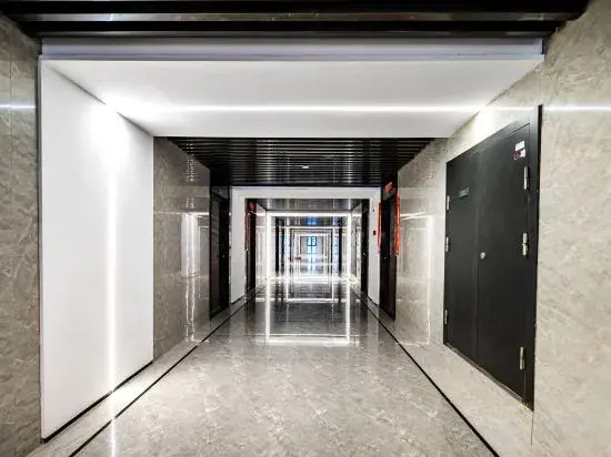Qingmo Hotel (Zhengzhou Zhongyuan Advertisement Industrial Park Hi-tech Wanda Plaza Branch)