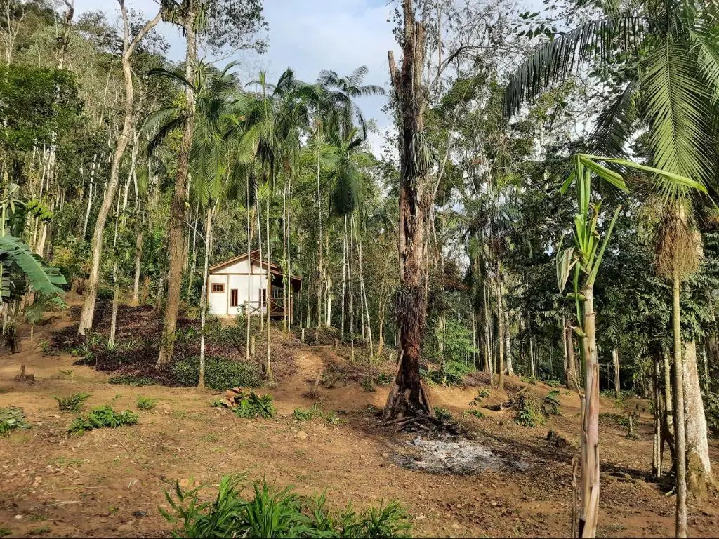 Chalé c/cachoeira a 17 minutos de carro da praia