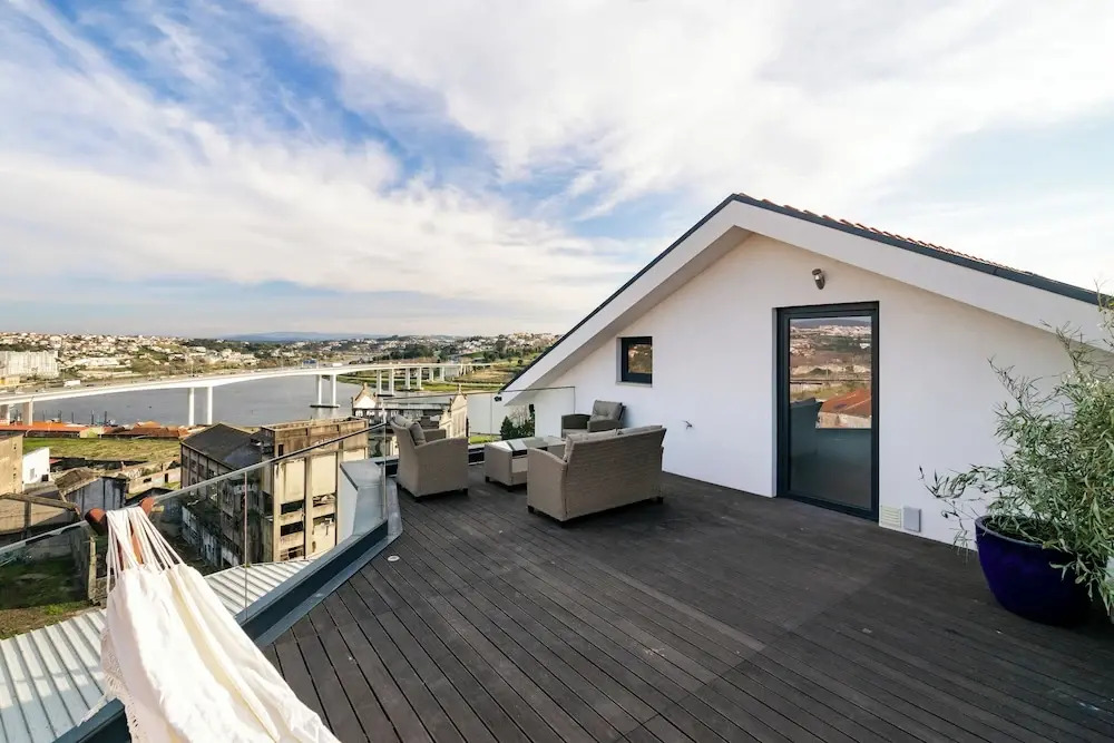 C312 Riverside View Premium Apartment w/ AC & Terrac