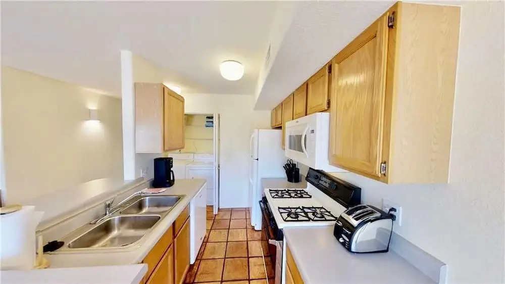 Steel Bender Retreat ~ 3293 3 Bedrooms 2 Bathrooms Condo