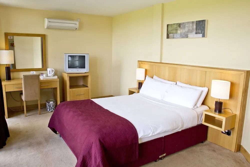 Upton Court Hotel