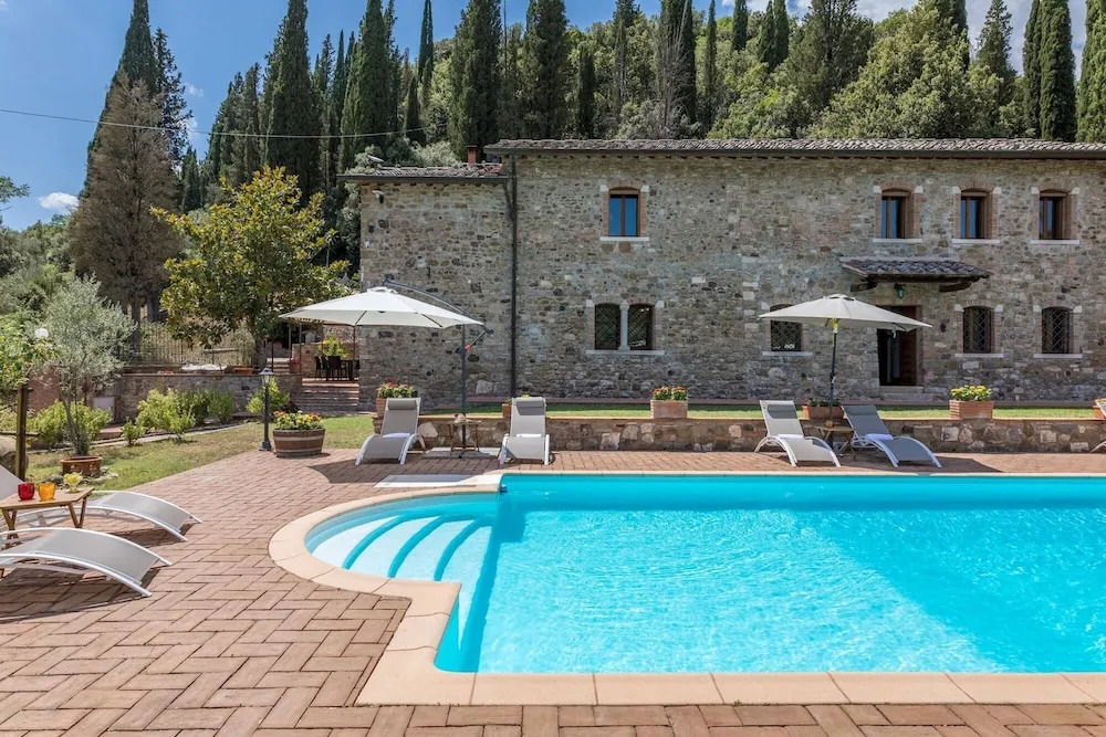 PODERE MONTIONI 6&2, Emma Villas