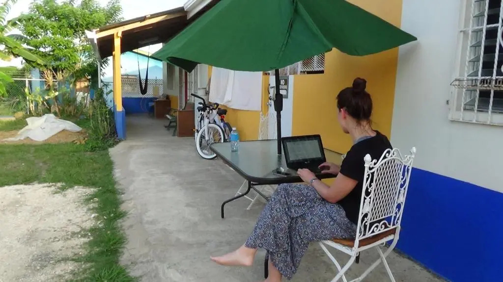 Hacienda Tropical Guest House