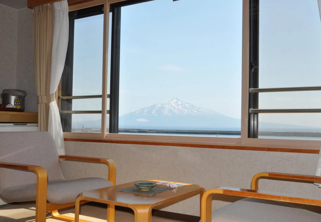 Hotel Rebun