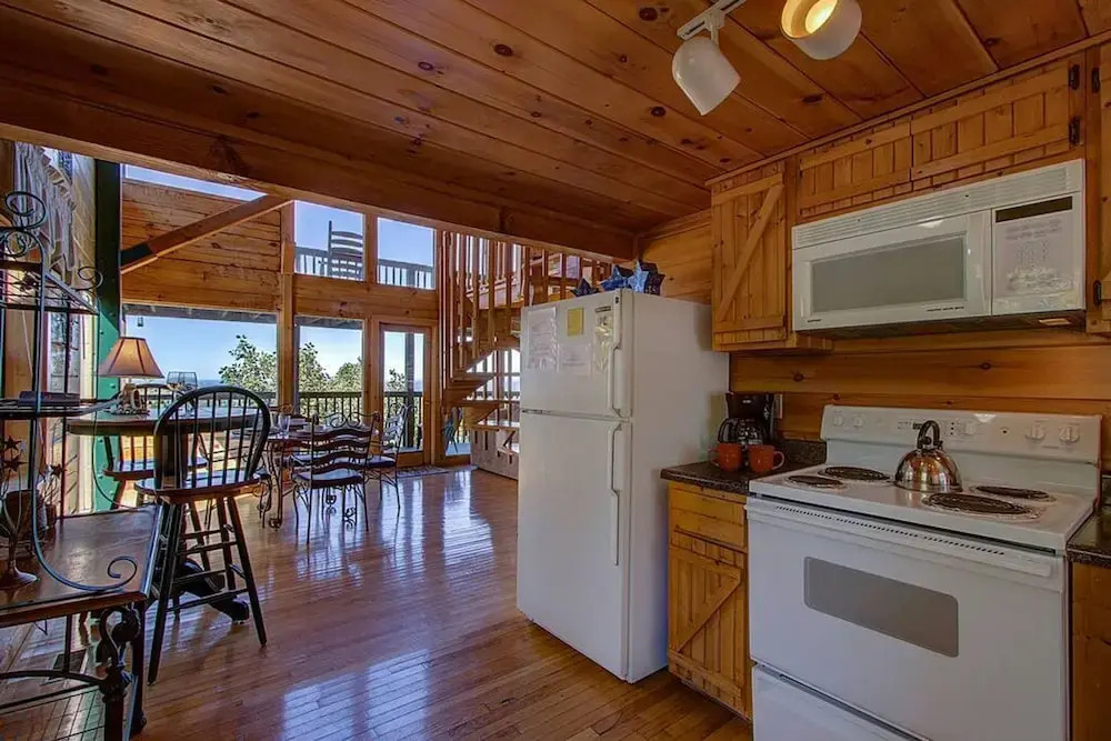 A Stellar 2bed 2bath Minutes to Parkway