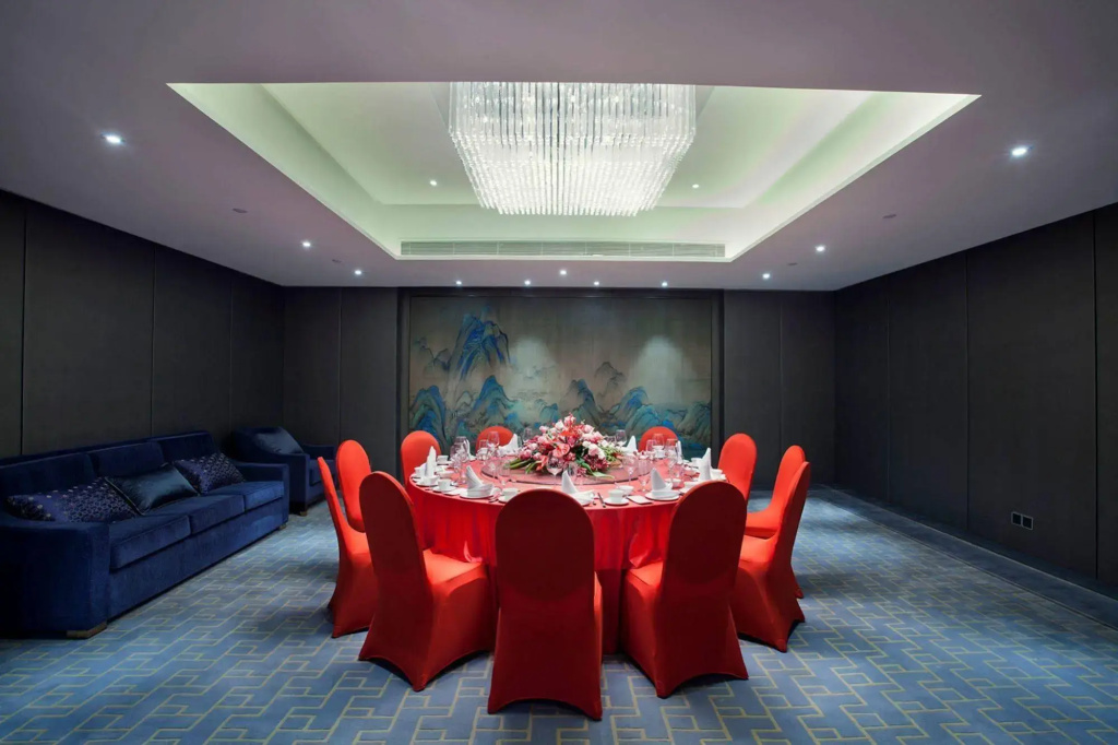 Palace Garden Hotel and Resorts