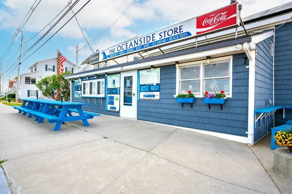 Shore Delight Studio for 2!
