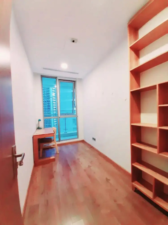 Spacious Modern 4-bed 140sqm Vinhomes Apartment