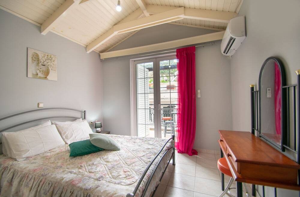 Home Away Junior Suite