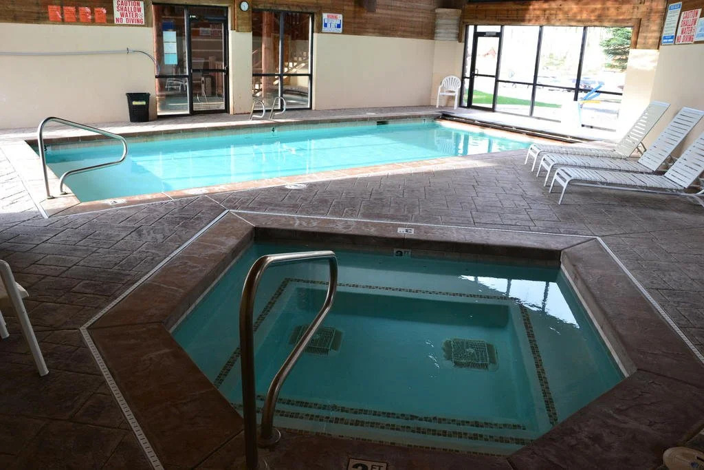 Daniels Summit Lodge