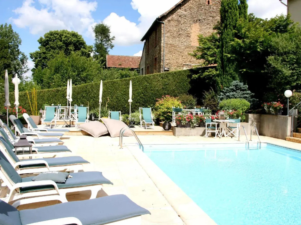 Logis Hôtel Auberge de LEtang