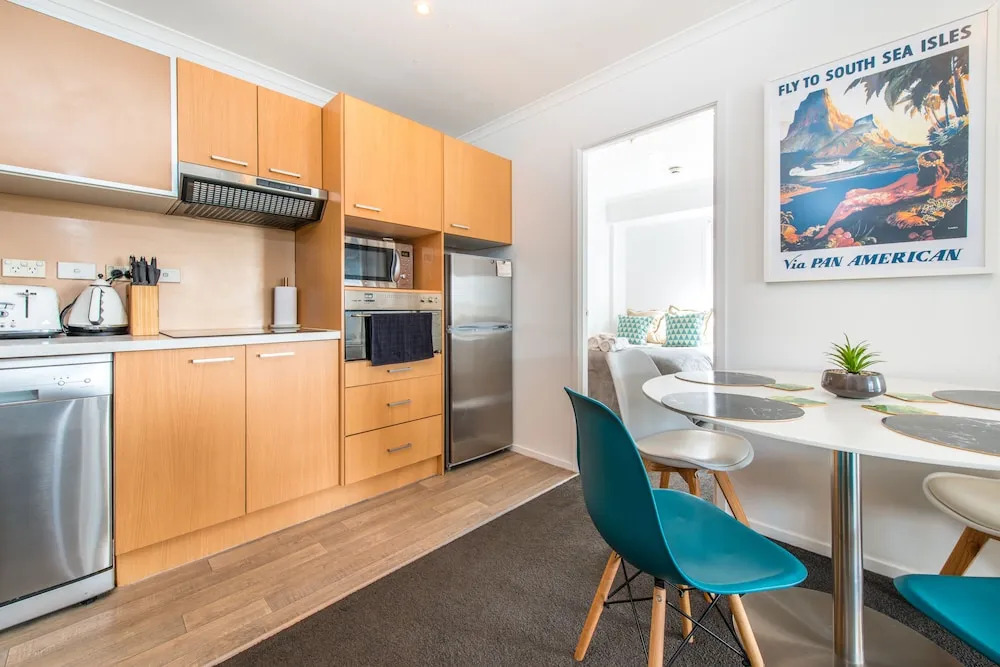JHT - 3 BRM CBD Queen St Balcony