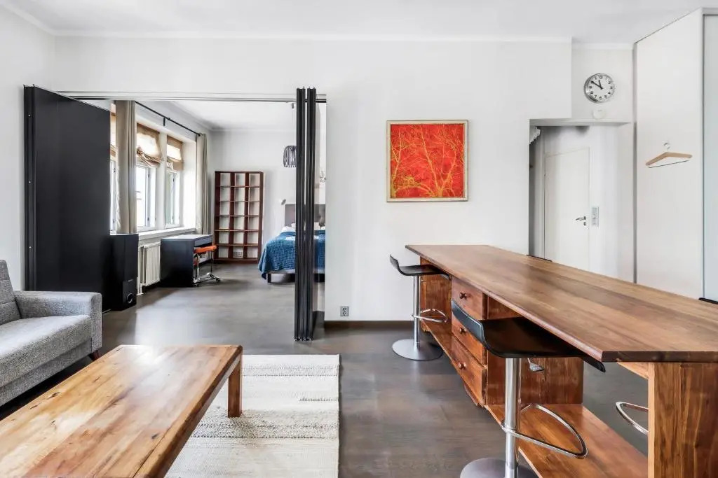 WeHost Top floor Transformable 2BR 8min to Centrum