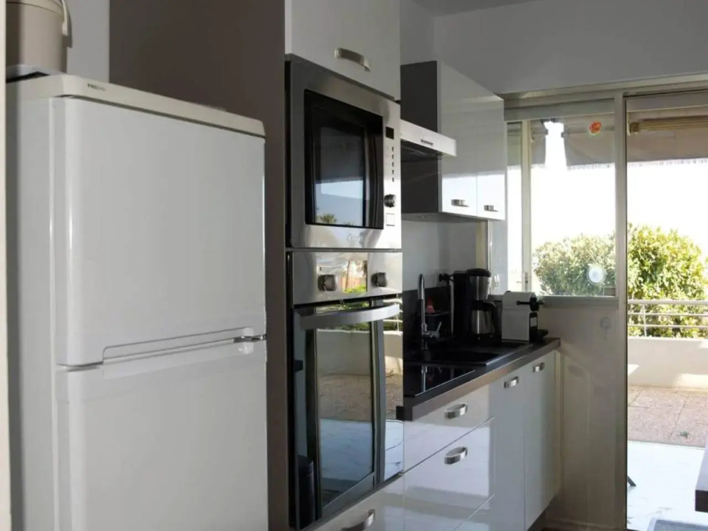 SEA VIEW - Splendid renovated 2 rooms - Golfe Juan