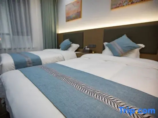 Sanqingshan Huashijian Homestay (Gangshou Cableway)
