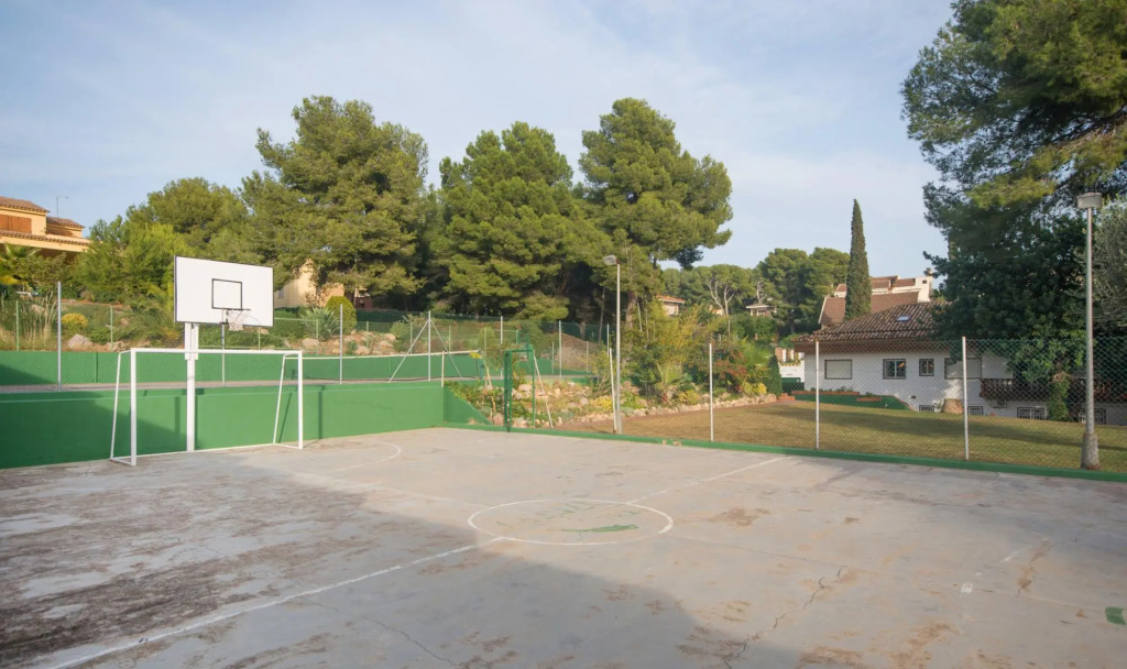 Bfa 1 - Casa Con Piscina, Pista De Tenis, Jardin,