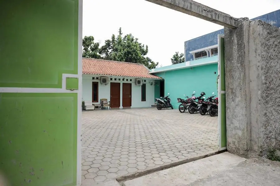 RedDoorz Plus near Universitas Saburai Lampung
