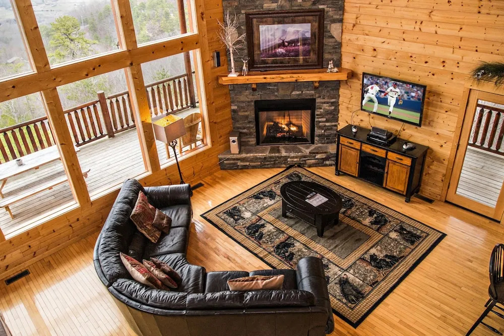Coppertop 4 Bedrooms 5 Bathrooms Cabin