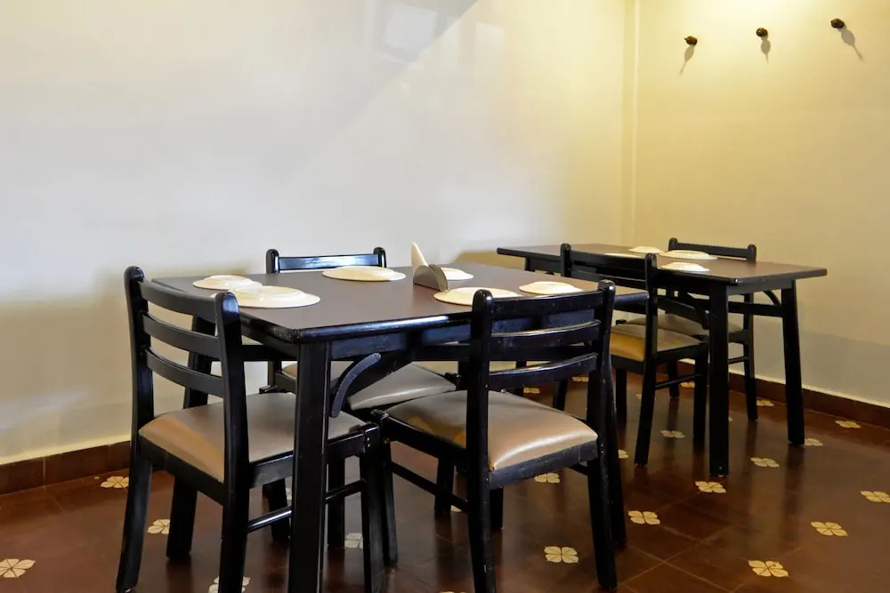 OYO Flagship 2207 Hotel Transit
