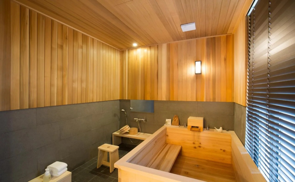 Tomonoya Ryokan Geoje
