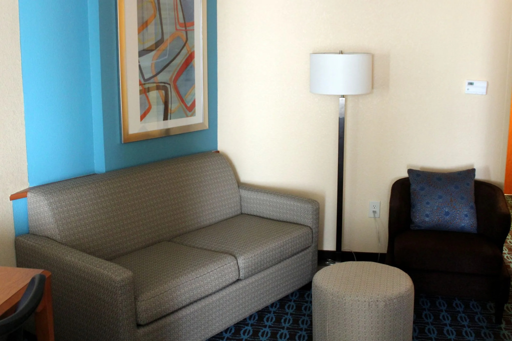 Fairfield Inn and Suites by Marriott Seymour