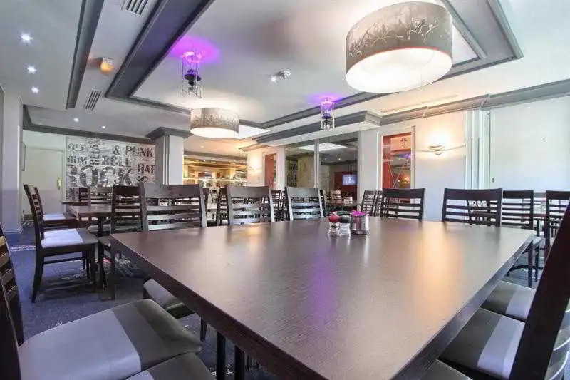 Hotel Inn Paris CDG Airport