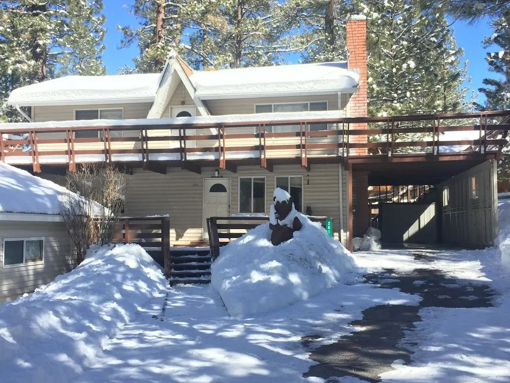 Big Bear Mountain Escape