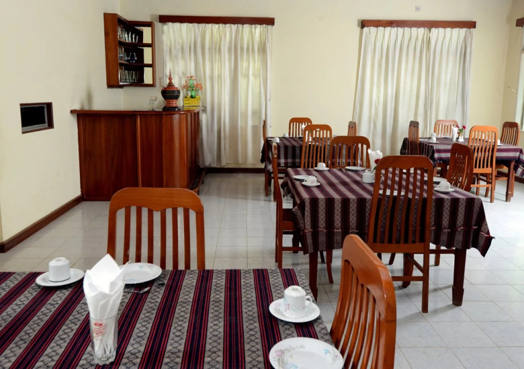 Kyaw Hotel