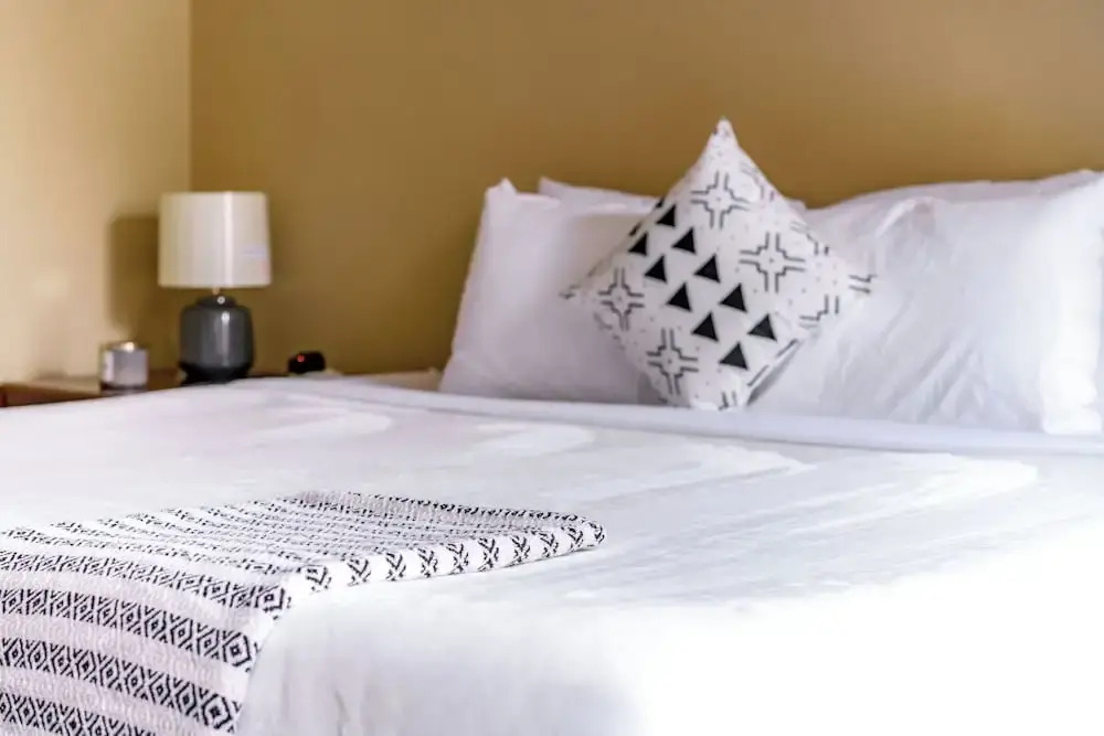 The Parkside by Jungle House – Short North Boutique Suites