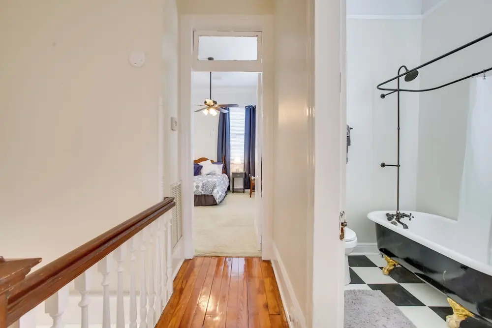 Historic Townhome - 2 Mi to French Quarter!
