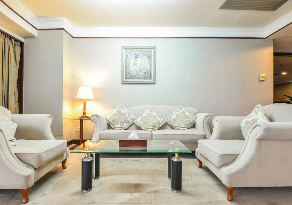 Eeril Hotel (Shenzhen Futian Convention and Exhibition Center Branch) 